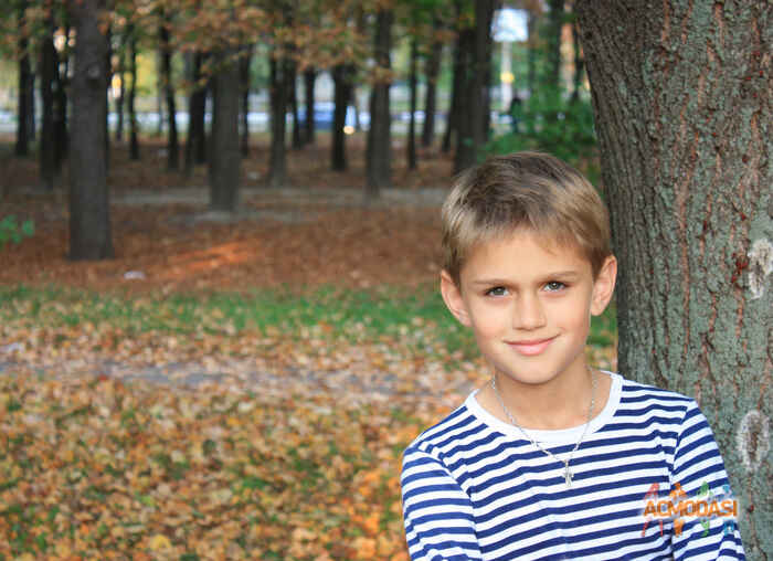 Назар  Гавронский фото №287598. Завантажено 10 Листопада 2012