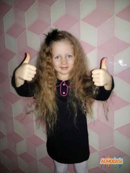 Поліна Артурівна Нарижних фото №1064892. Завантажено 11 Червня 2017