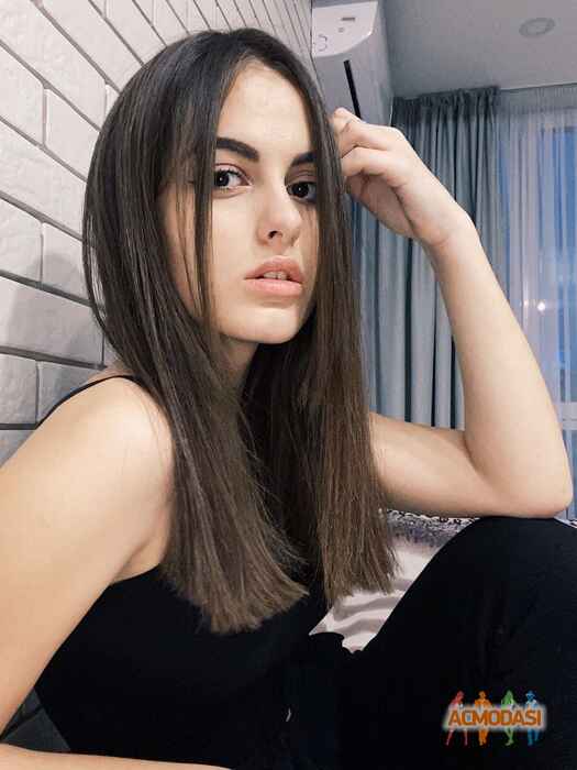 Алёна Васильевна Чуенко фото №1533189. Завантажено 27 Травня 2020