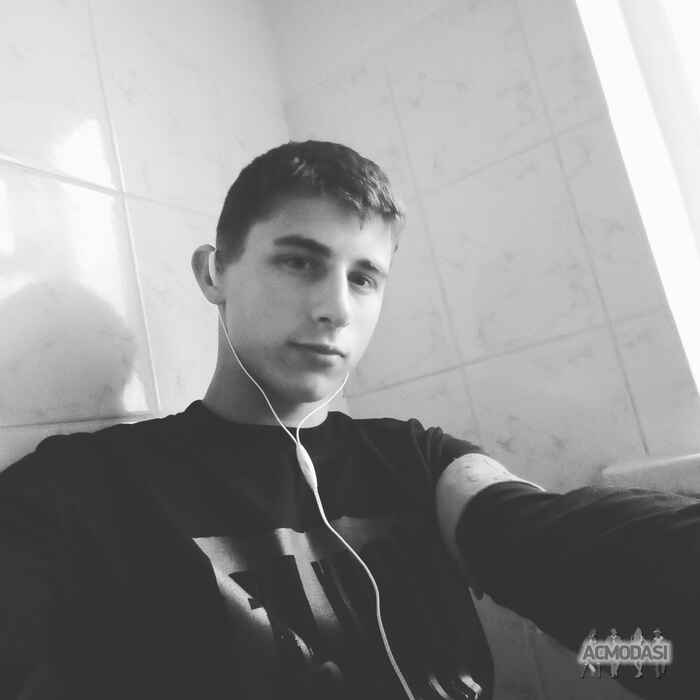 Саша Анатолійович Бондарук фото №1299211. Завантажено 28 Вересня 2018