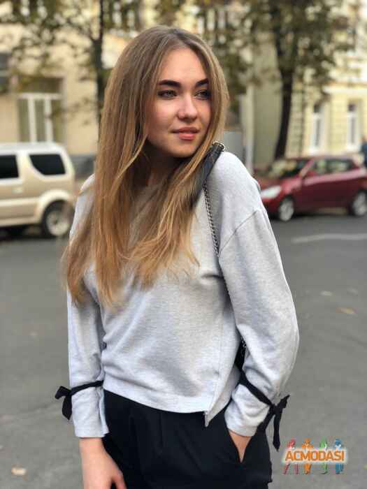 Яна Валерьевна Хохлова фото №1307264. Завантажено 15 Жовтня 2018