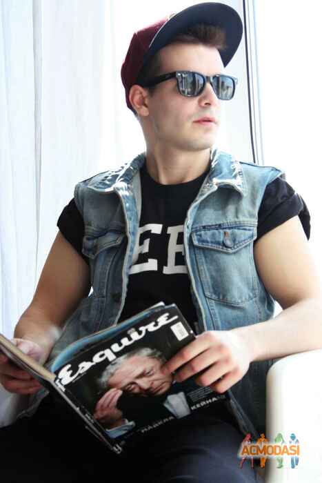 Макс  Синяк фото №1045477. Завантажено 20 Квітня 2017