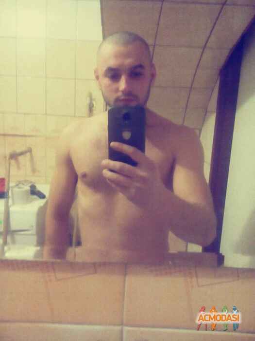 Vova Vladimirovich Kutsiuruba фото №1178508. Завантажено 03 Лютого 2018