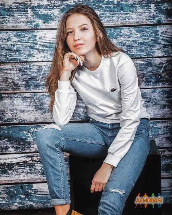 Амина Денисовна  фото №1162622. Завантажено 10 Січня 2018