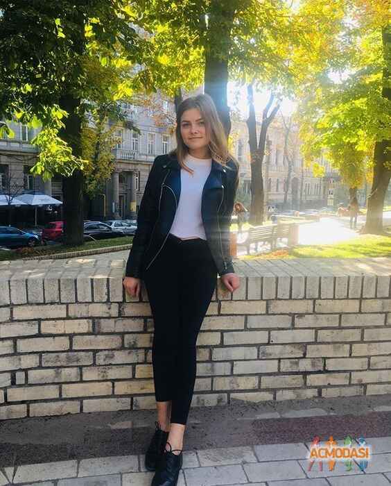 Юлія Анатоліївна Гнатюк фото №1307070. Завантажено 15 Жовтня 2018