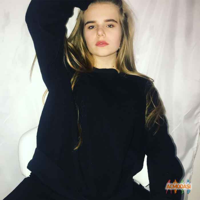 Карина Александровна Дериглазова фото №1194052. Завантажено 24 Лютого 2018