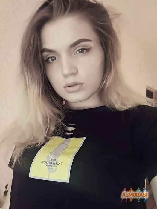 Карина Михайлівна Колеснікова фото №1416648. Завантажено 30 Червня 2019