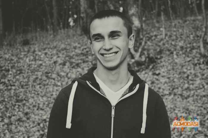 Андрій Богданович Лесюк фото №1168388. Завантажено 19 Січня 2018