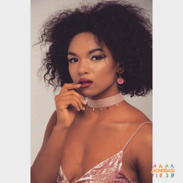 Карина Вікторівна Леонова фото №1203550. Завантажено 11 Березня 2018