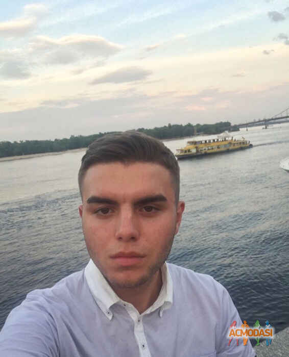 Василь Ярославович Сасанчин фото №1240292. Завантажено 04 Червня 2018