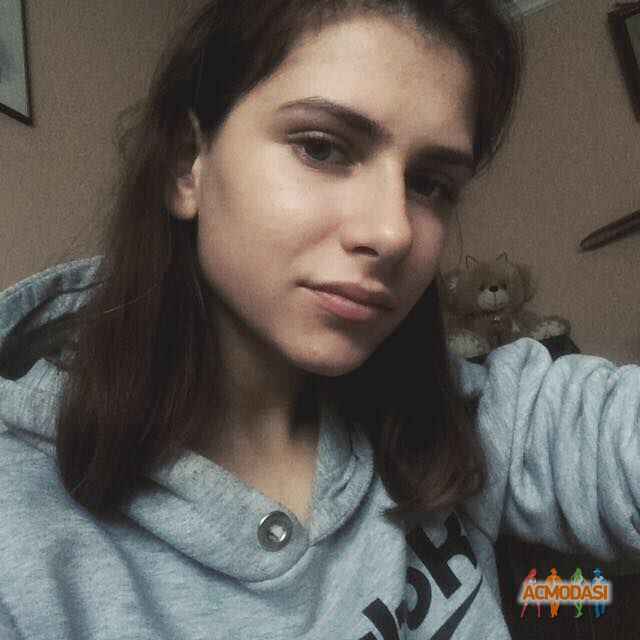 Карина Валерьевна Маловик фото №1176026. Завантажено 31 Січня 2018