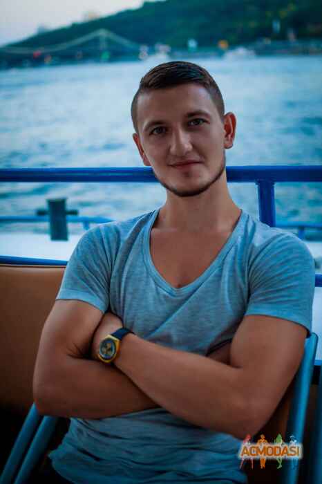 Роман  Крижановский фото №892290. Завантажено 17 Березня 2016