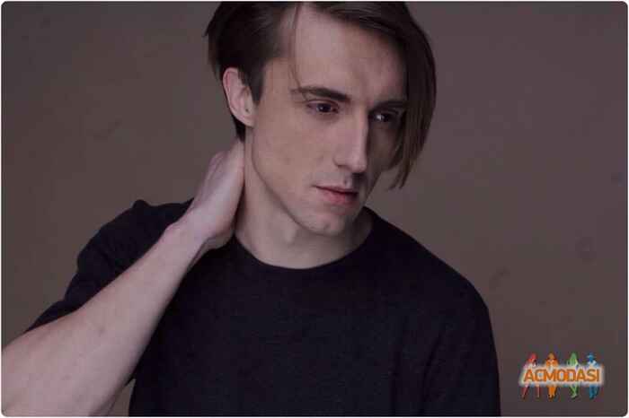 Роман Олександрович Ярош фото №1140052. Завантажено 20 Листопада 2017