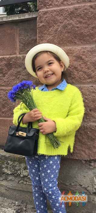 Роксина  Могаддами фото №1063253. Завантажено 07 Червня 2017