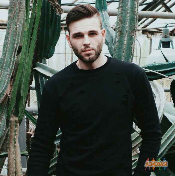 Иван Русланович Кравченко фото №1165999. Завантажено 16 Січня 2018