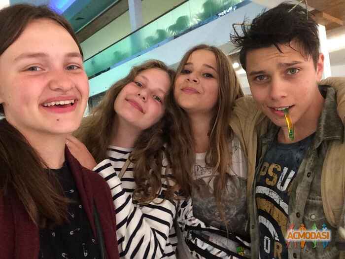 Лера Юрьевна Прилипко фото №924431. Завантажено 23 Червня 2016