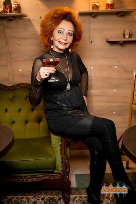 Елена Константиновна Волк фото №1027341. Завантажено 02 Березня 2017