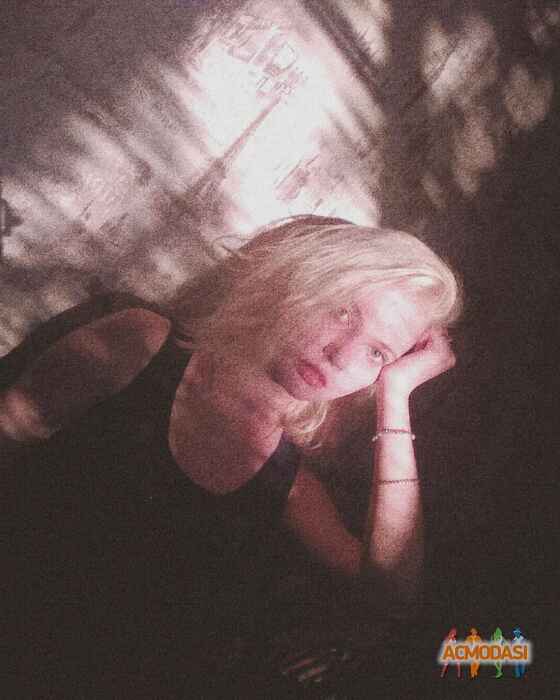 Лара Эдуардовна Карпова фото №1325528. Завантажено 20 Листопада 2018