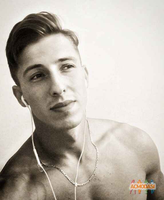 Ярослав Олегович Козлов фото №1129287. Завантажено 03 Листопада 2017