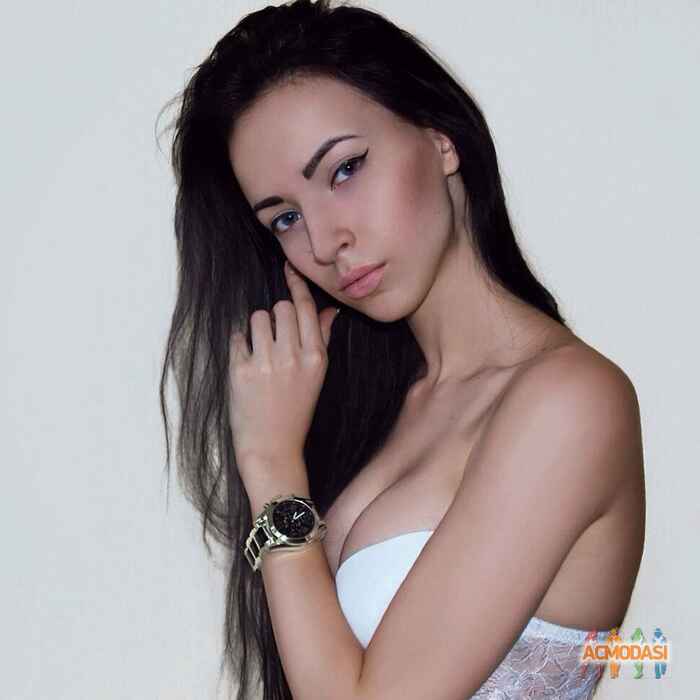 Алена Владимировна Коровченко фото №788184. Завантажено 06 Березня 2015