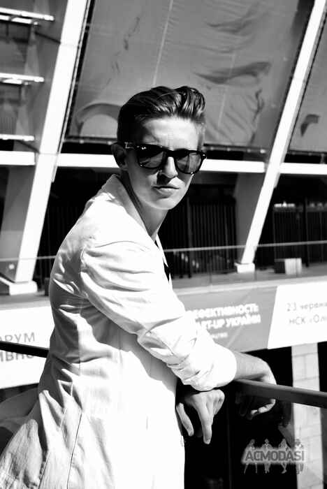 Богдан Володимирович Толстеньов фото №1068909. Завантажено 20 Червня 2017