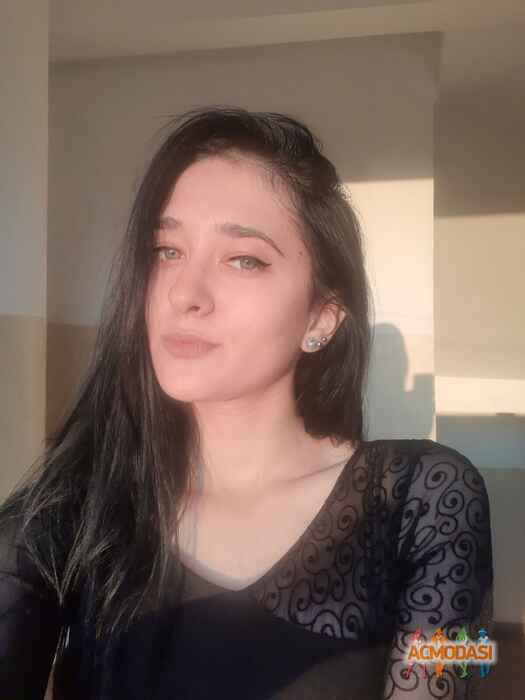 Карина Олегівна Гришаніна фото №1476822. Завантажено 17 Листопада 2019