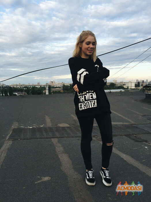 Владислава Артёмовна Турчинская фото №1096861. Завантажено 28 Серпня 2017