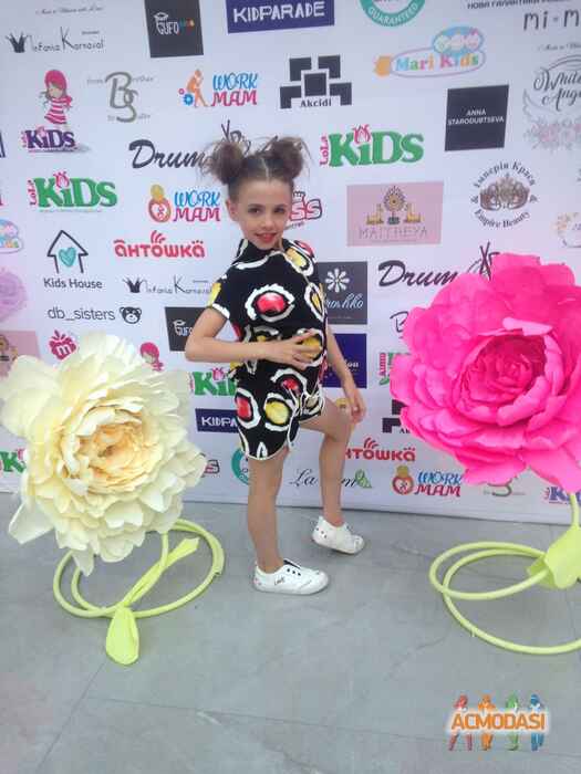 Ника Константиновна Бекрешева фото №1062320. Завантажено 04 Червня 2017