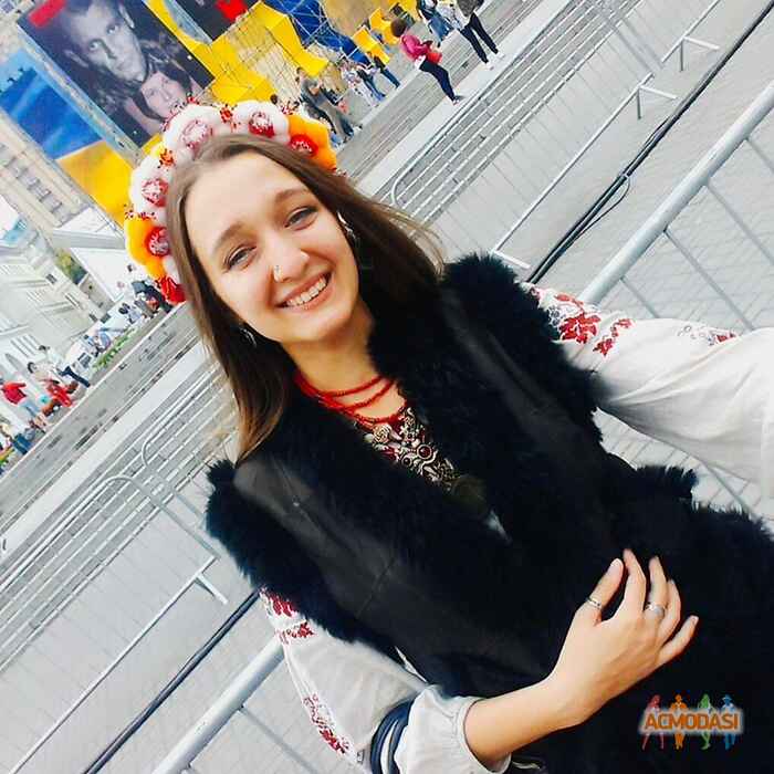 Каріна Олегівна Савчук фото №1389063. Завантажено 13 Квітня 2019