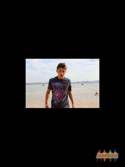 Сидорчук Владислав Викторович фото №471879. Завантажено 16 Серпня 2013