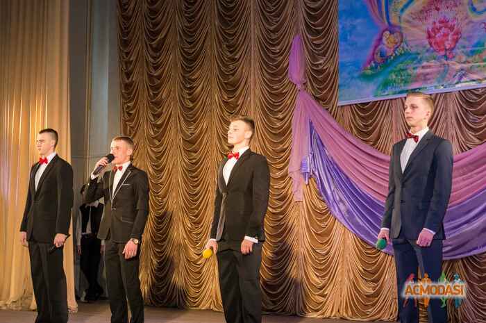 Володимир Вiкторович Негер фото №1039454. Завантажено 04 Квітня 2017