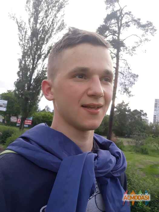 Женя Максимович Мультян фото №1534601. Завантажено 31 Травня 2020