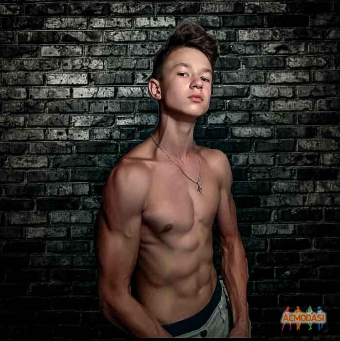 Артём Химич Вячеславович фото №1343243. Завантажено 29 Грудня 2018