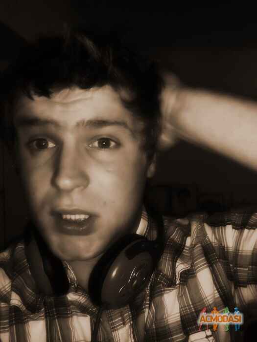 Роман Викторович Шаповалов фото №512525. Завантажено 16 Жовтня 2013