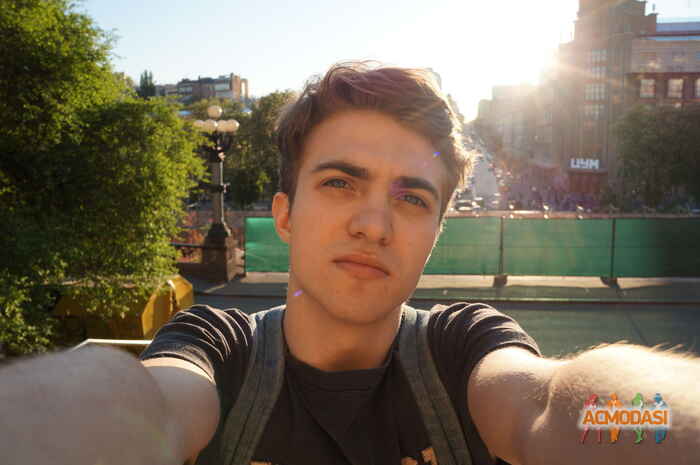 Олег Витальевич Дмитрюк фото №1057736. Завантажено 23 Травня 2017