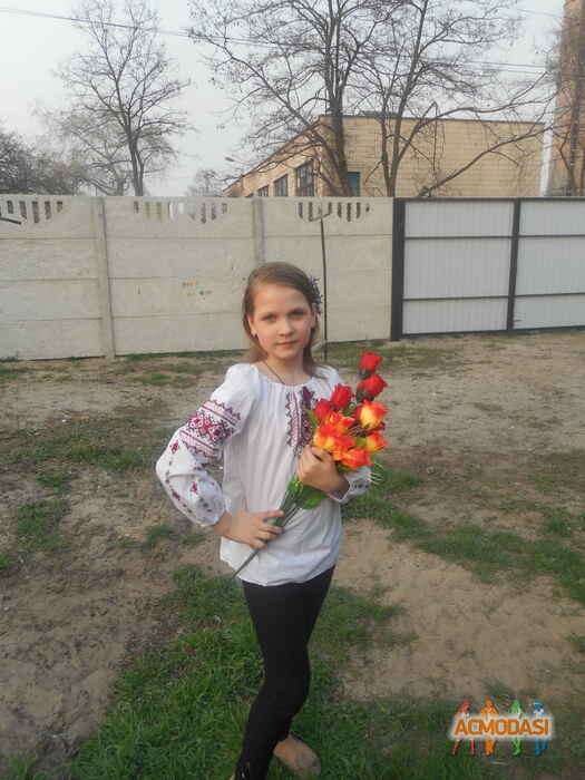 Елена Васыливна Головецька фото №883589. Завантажено 21 Лютого 2016