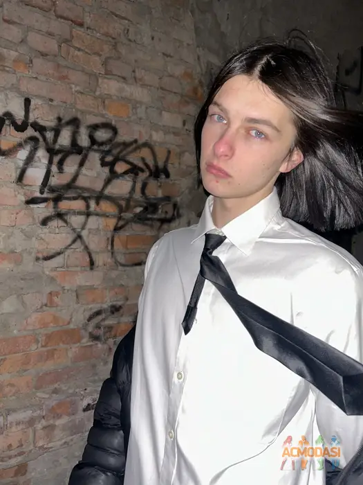 Олексій  Гробов фото №1750719. Завантажено 21 Грудня 2025