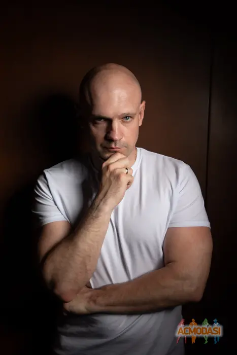 Володимир  Шатарський фото №1746521. Завантажено 25 Серпня 2025