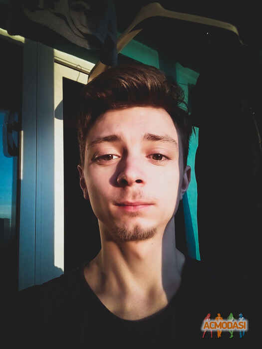 Макс  Бондаренко фото №1198080. Завантажено 01 Березня 2018