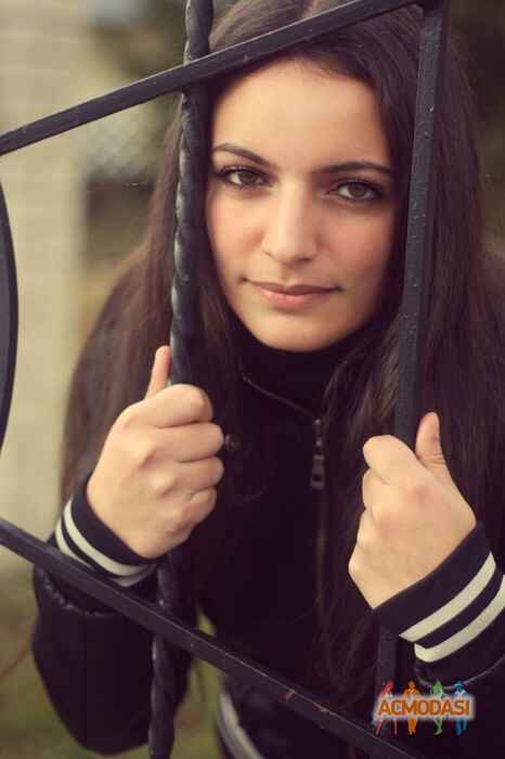 Армине Арменовна Петросян фото №136893. Завантажено 24 Січня 2012