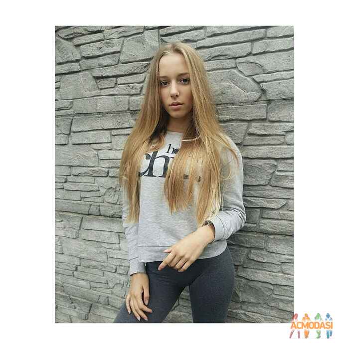 Даша Романовна Слободяник фото №1151946. Завантажено 12 Грудня 2017