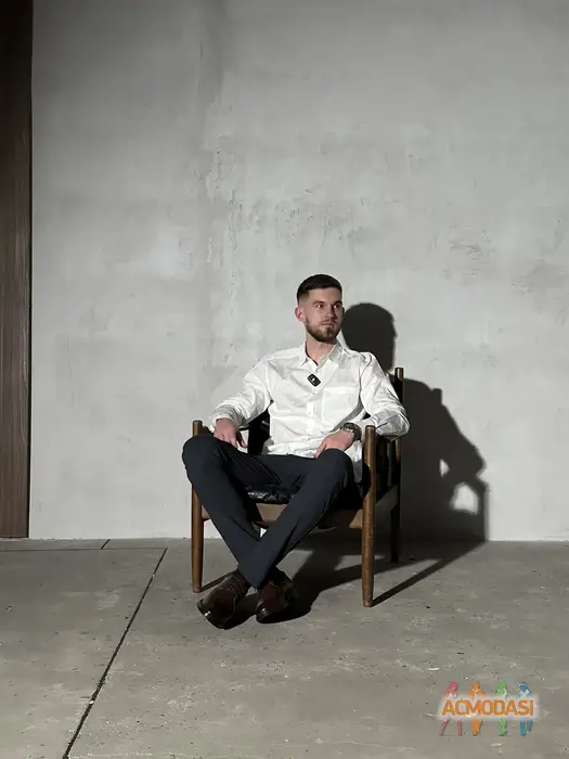 Влад  Тарасенко фото №1749901. Завантажено 22 Листопада 2025