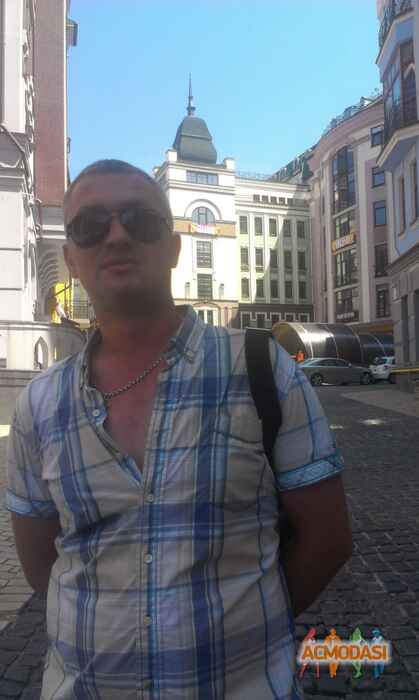 Игорь Николаевич Гончаренко фото №1126996. Завантажено 30 Жовтня 2017