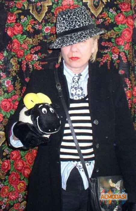 Дукесита  Ленорман-Гадалкина фото №1037414. Завантажено 29 Березня 2017