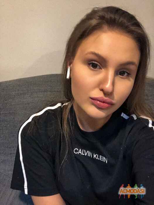 Александра Олеговна Еськова фото №1425669. Завантажено 22 Липня 2019