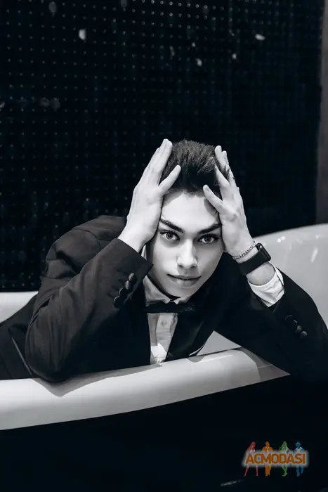 Влад  Вільчинський фото №1746643. Завантажено 30 Серпня 2025