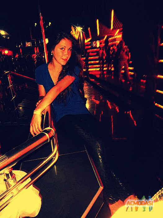 Яна Анатолїївна Курмаз фото №86203. Завантажено 13 Жовтня 2011