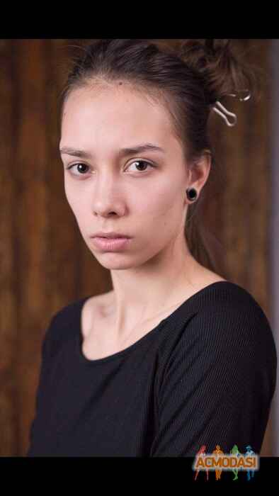 Анна Cергіївна Лісняк фото №1216236. Завантажено 02 Квітня 2018