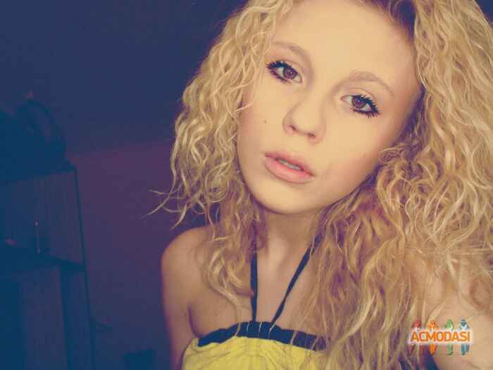 Karina  Kuzmik фото №177996. Завантажено 03 Квітня 2012