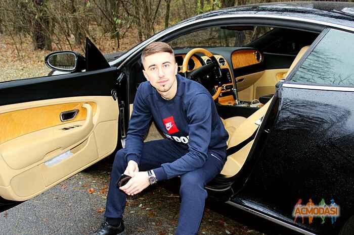 Илья   фото №1103126. Завантажено 12 Вересня 2017